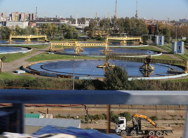 В Петербурге очищается 99,5% сточных вод