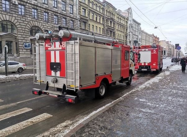 200 литров разлитой соляной кислоты локализовали в Московском районе