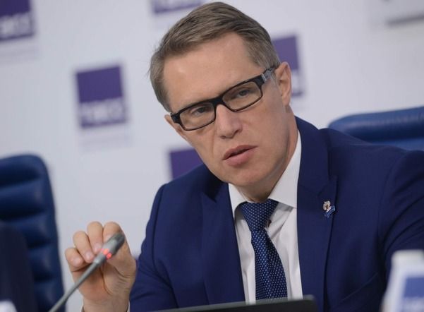 Министр здравоохранения призвал россиян ревакцинироваться, чтобы избежать новой волны коронавируса