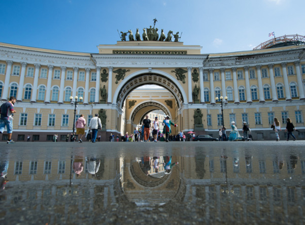 На майские Петербург посетили более 500 тысяч туристов