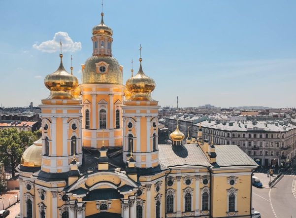 В Петербурге открыли смотровую площадку на колокольни собора Владимирской иконы Божией Матери