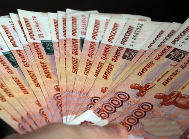 Ведущий конструктор петербургского НИИ отдал мошенникам 2,5 млн рублей