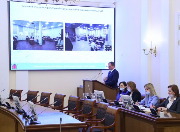 Власти Петербурга согласовали расширение производства электроники в Особой экономической зоне 